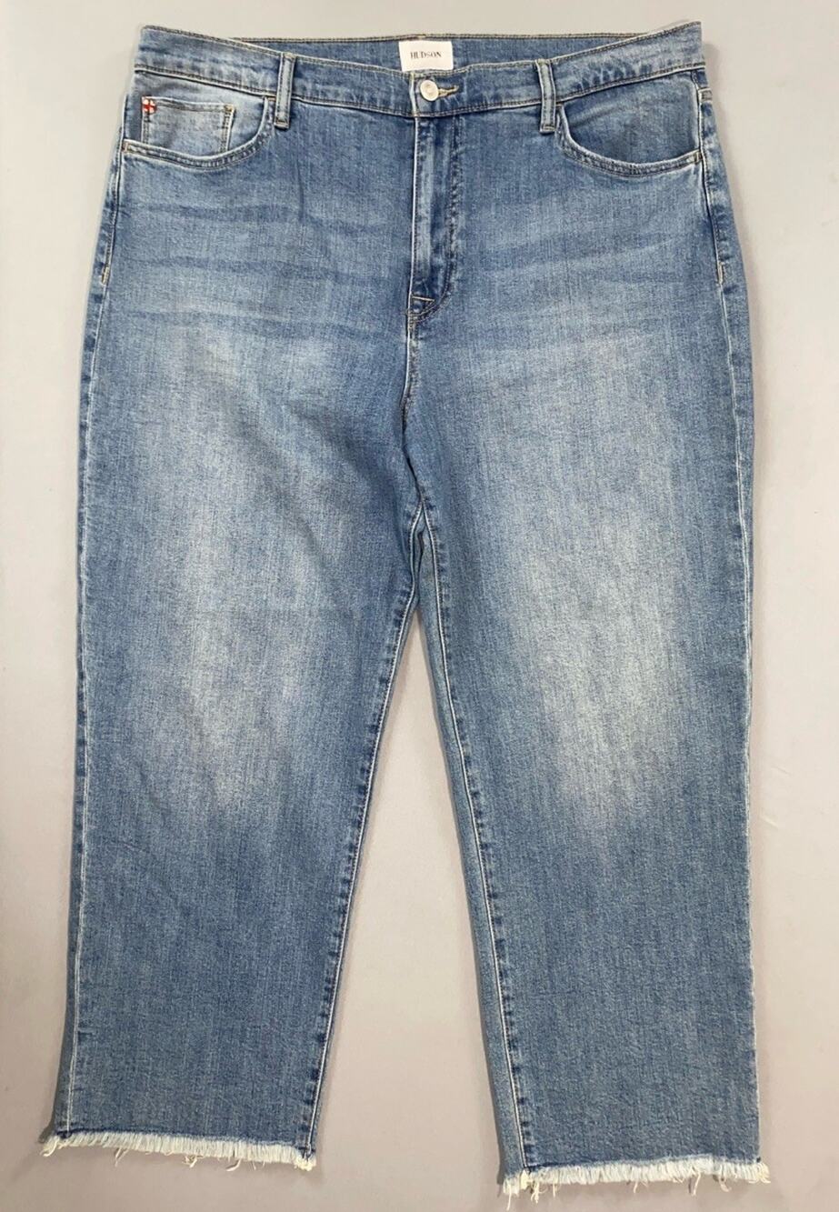 Hudson 'Noa' Relaxed Crop Fray Lightweight Stretch Denim Jeans in Aim Women's 33